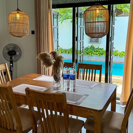 Villa River Breeze Weligama Exteriör bild