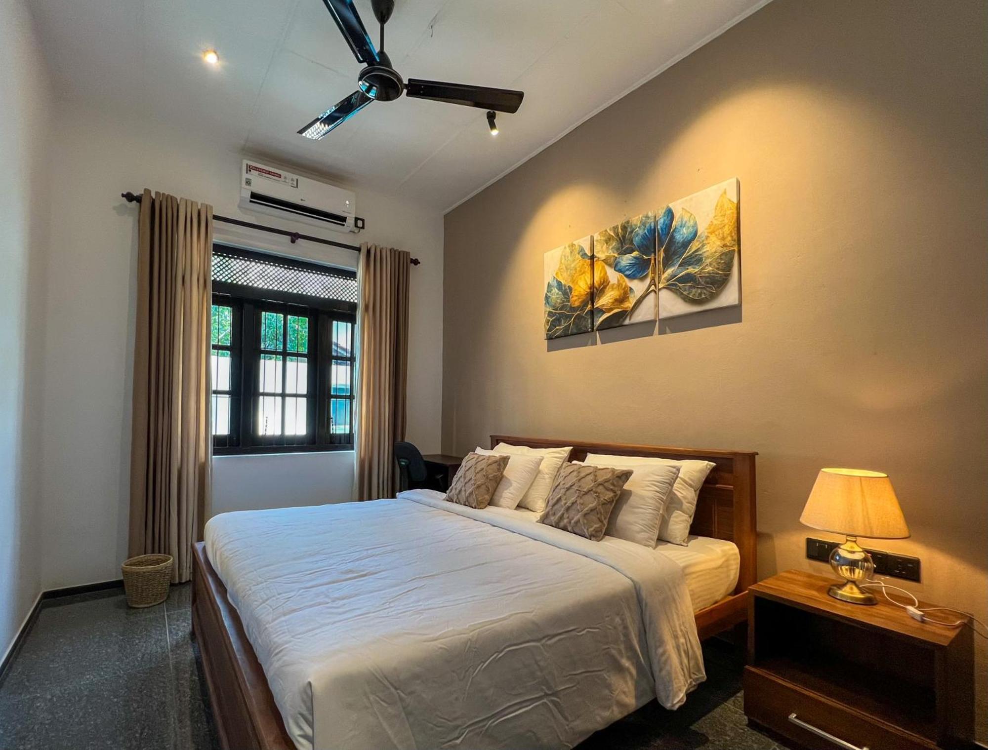 Villa River Breeze Weligama Exteriör bild